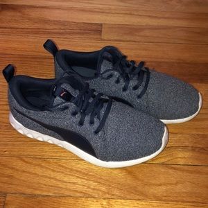 Women’s Puma sneakers